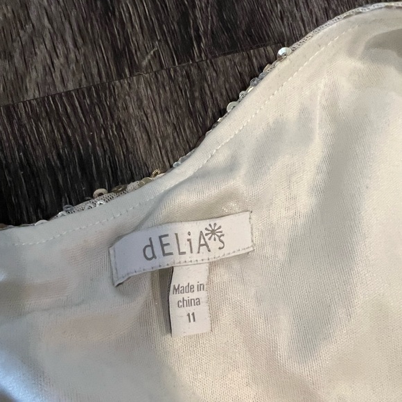 Delia’s size 11 off the shoulder gold and cream sequin dress - Picture 5 of 5